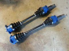 Nissan S15_-_6_bolt_axles